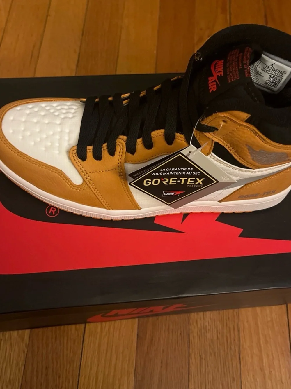 Jordan 1 Mid GORE‑TEX